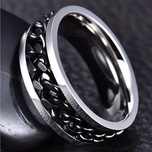 NWT Men's Stainless Steel Chain Spinner Ring